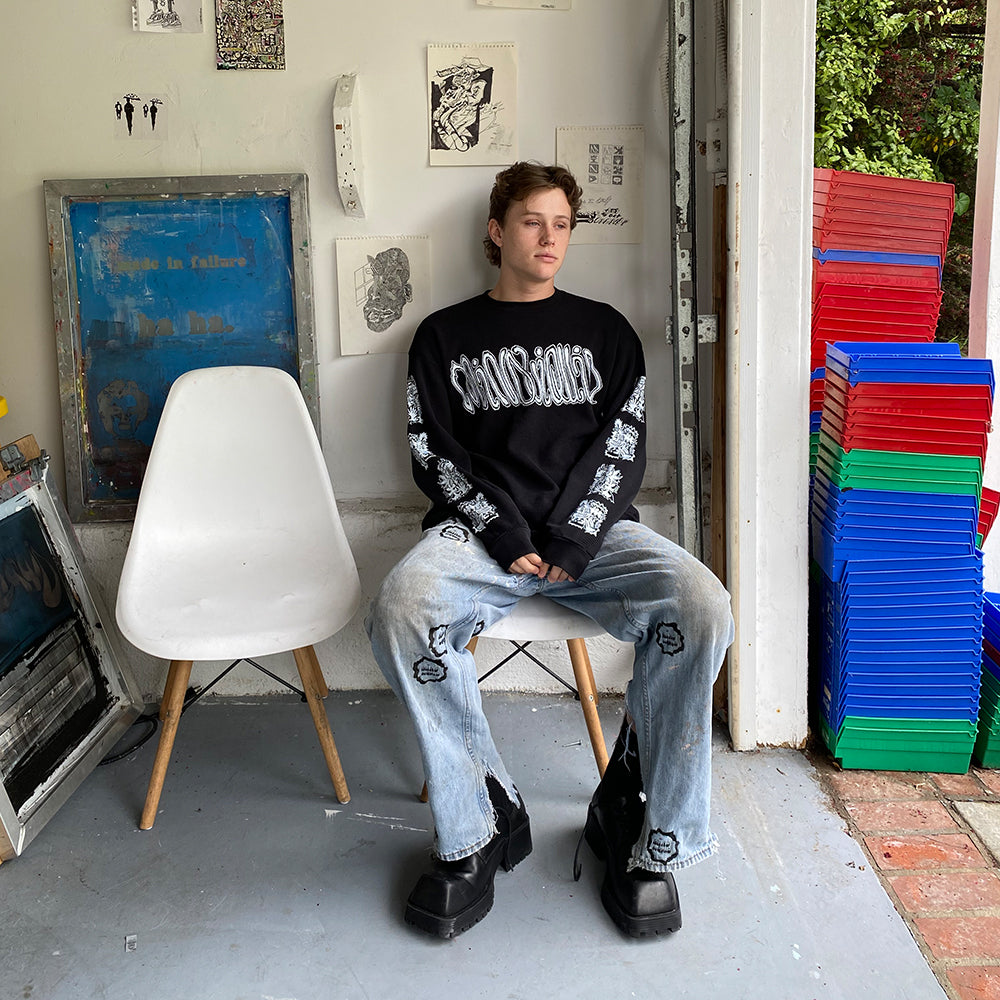 Abstract Thermal (Black)