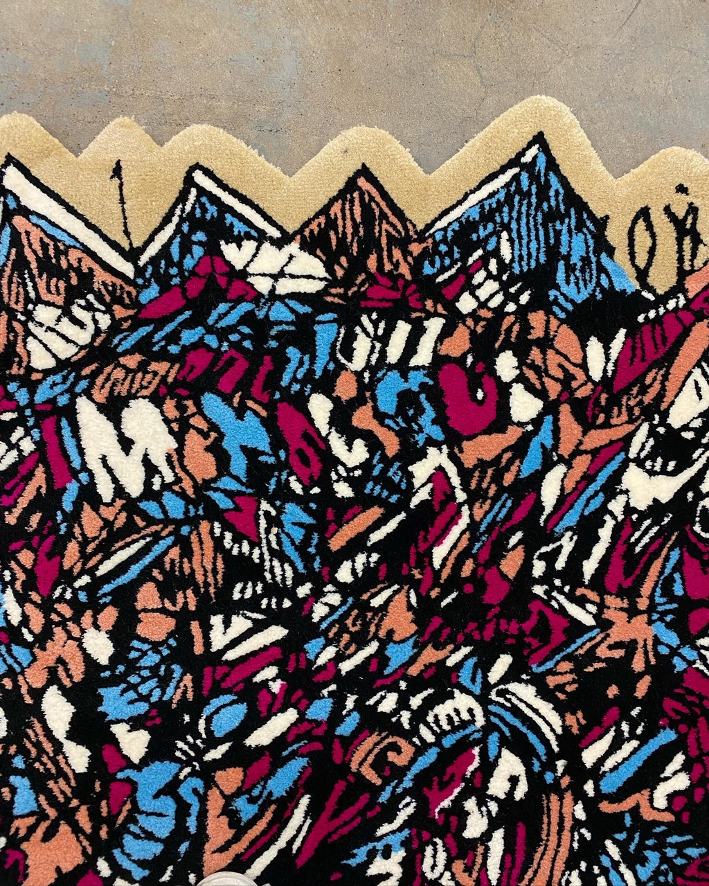 Abstract Rug